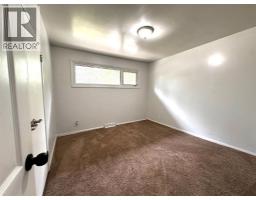 5217 53a Avenue, Camrose, AB T4V0Y7 Photo 16