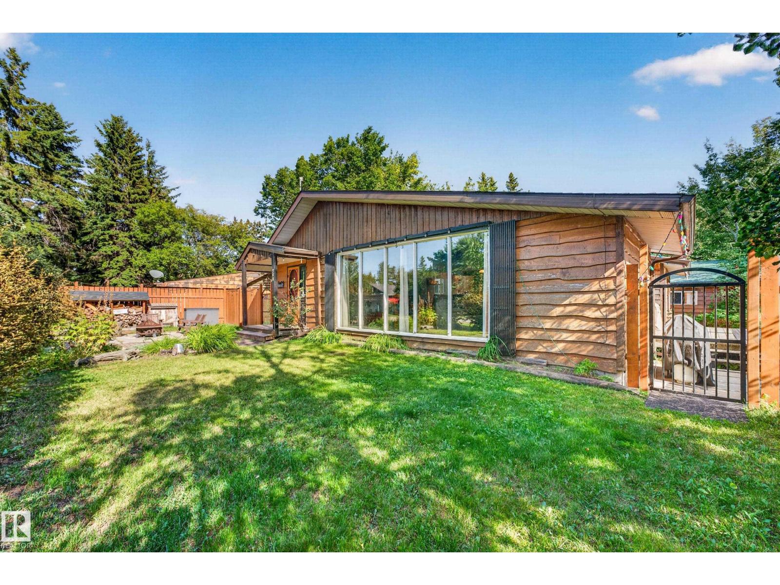 208 1 AV - 66