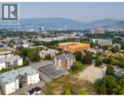 1915 Pacific Court Unit# 104, Kelowna, BC V1Y8B3 Photo 11