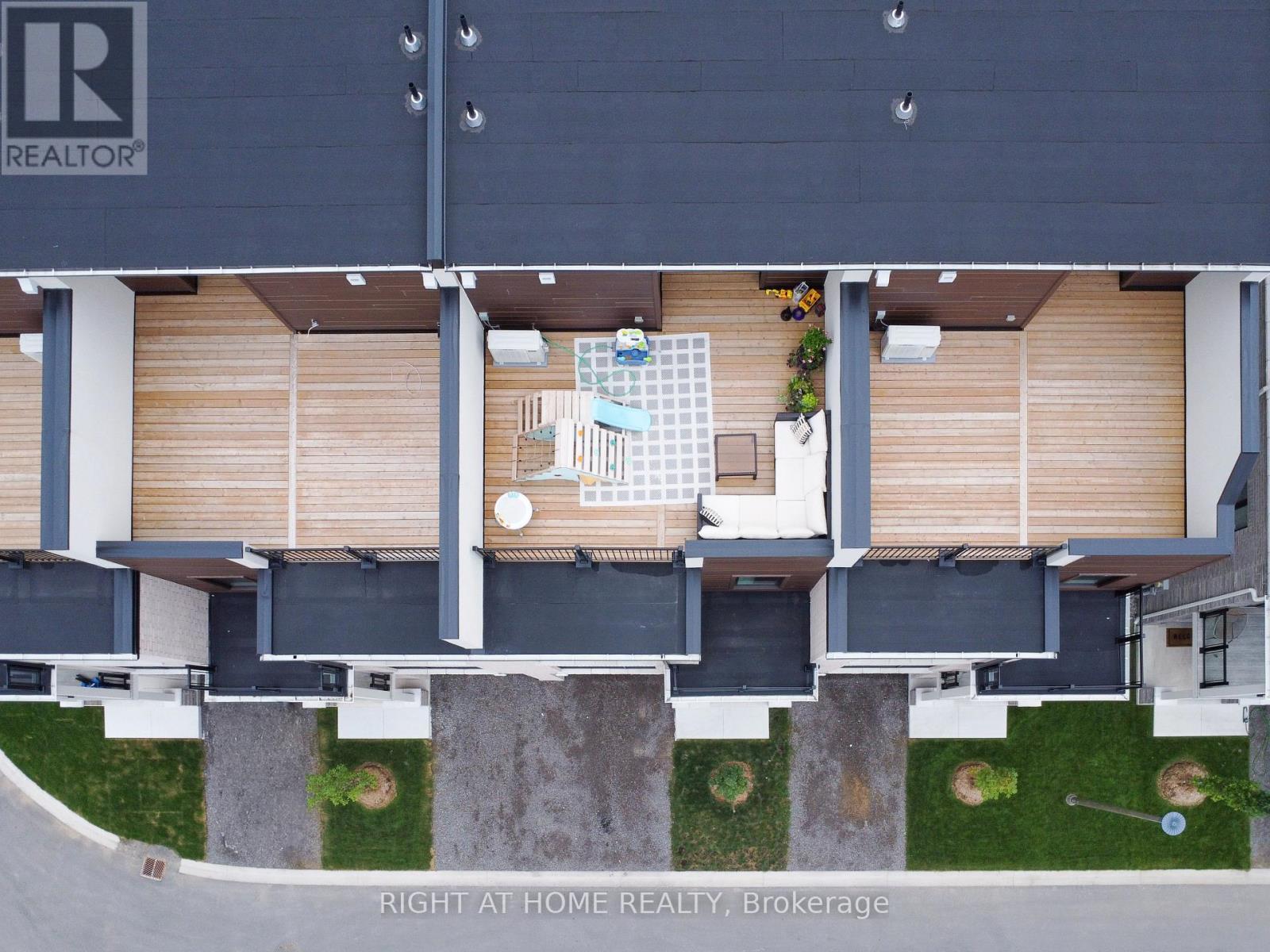 292 Vine Street — photo 22