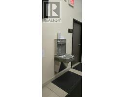 10087 Yonge Street, Richmond Hill, ON L4C1T7 Photo 17