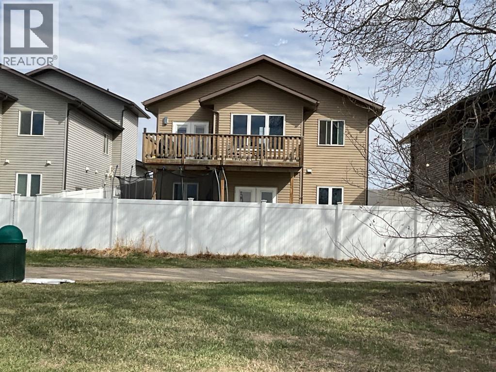 Listing photo – 118 Mitchell Crescent, Blackfalds
