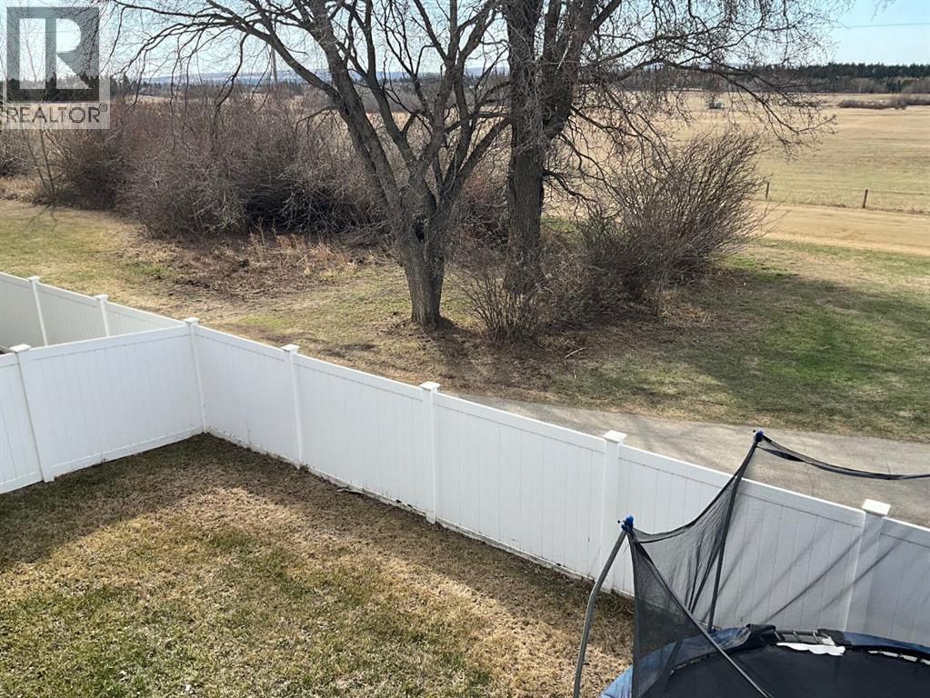 Listing photo – 118 Mitchell Crescent, Blackfalds