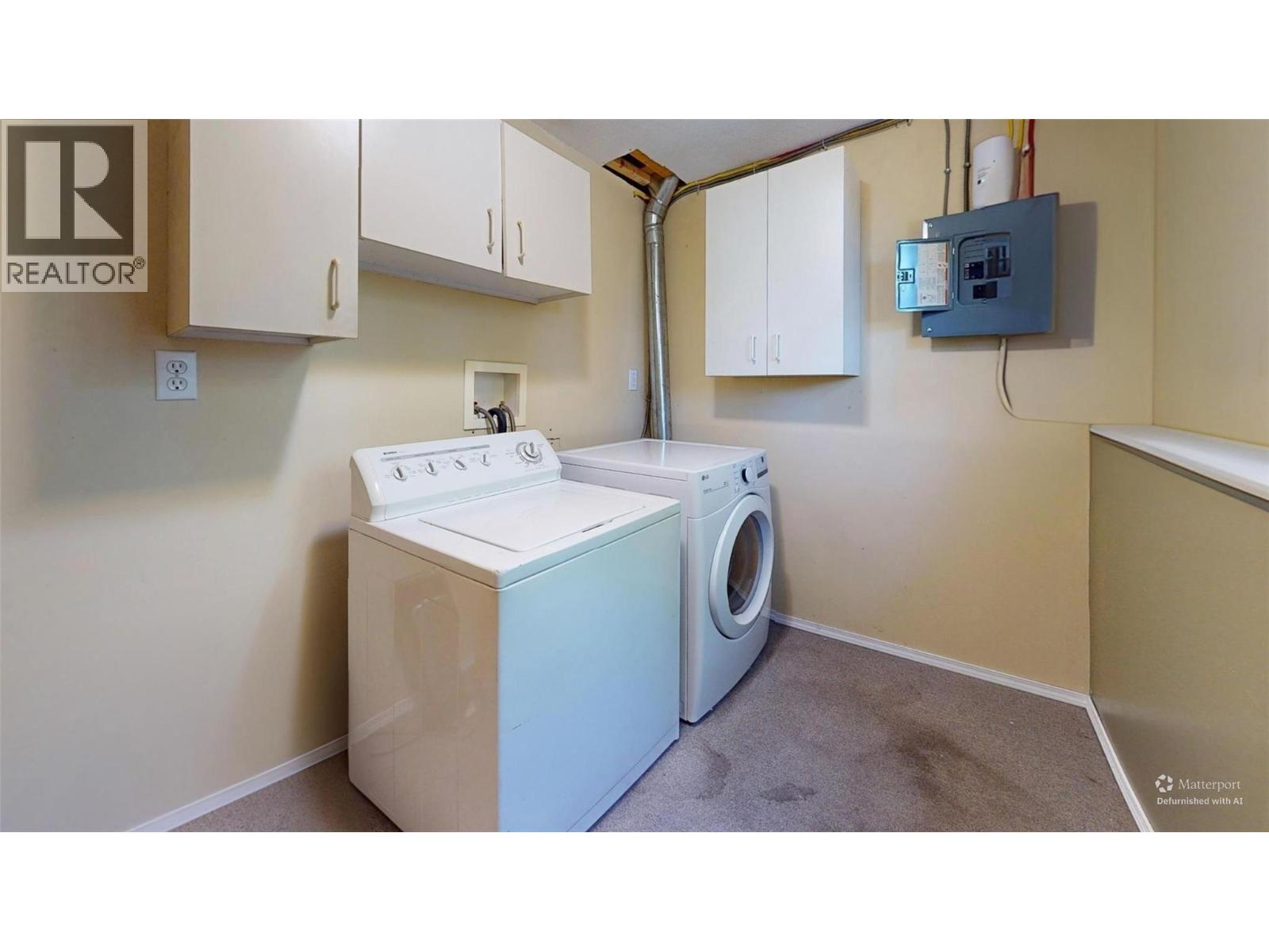 201 Hollyburn Drive - 21
