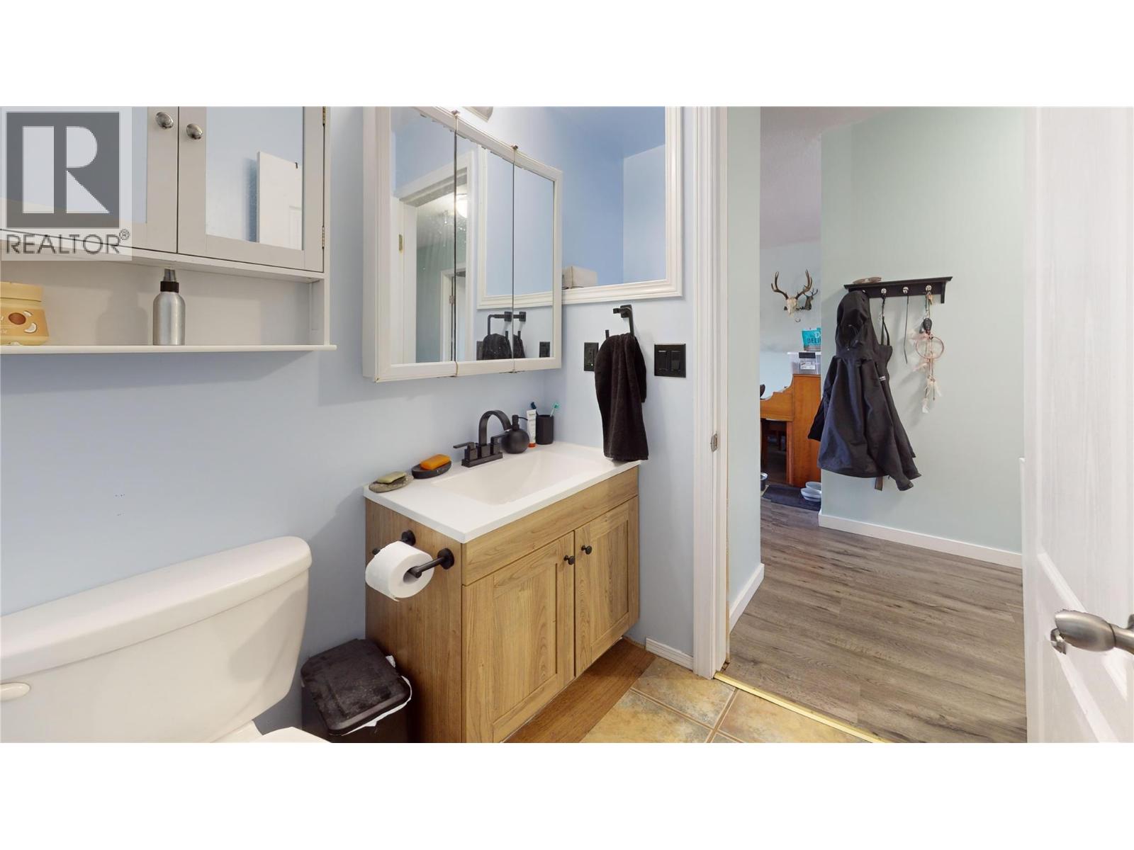 201 Hollyburn Drive - Image 11