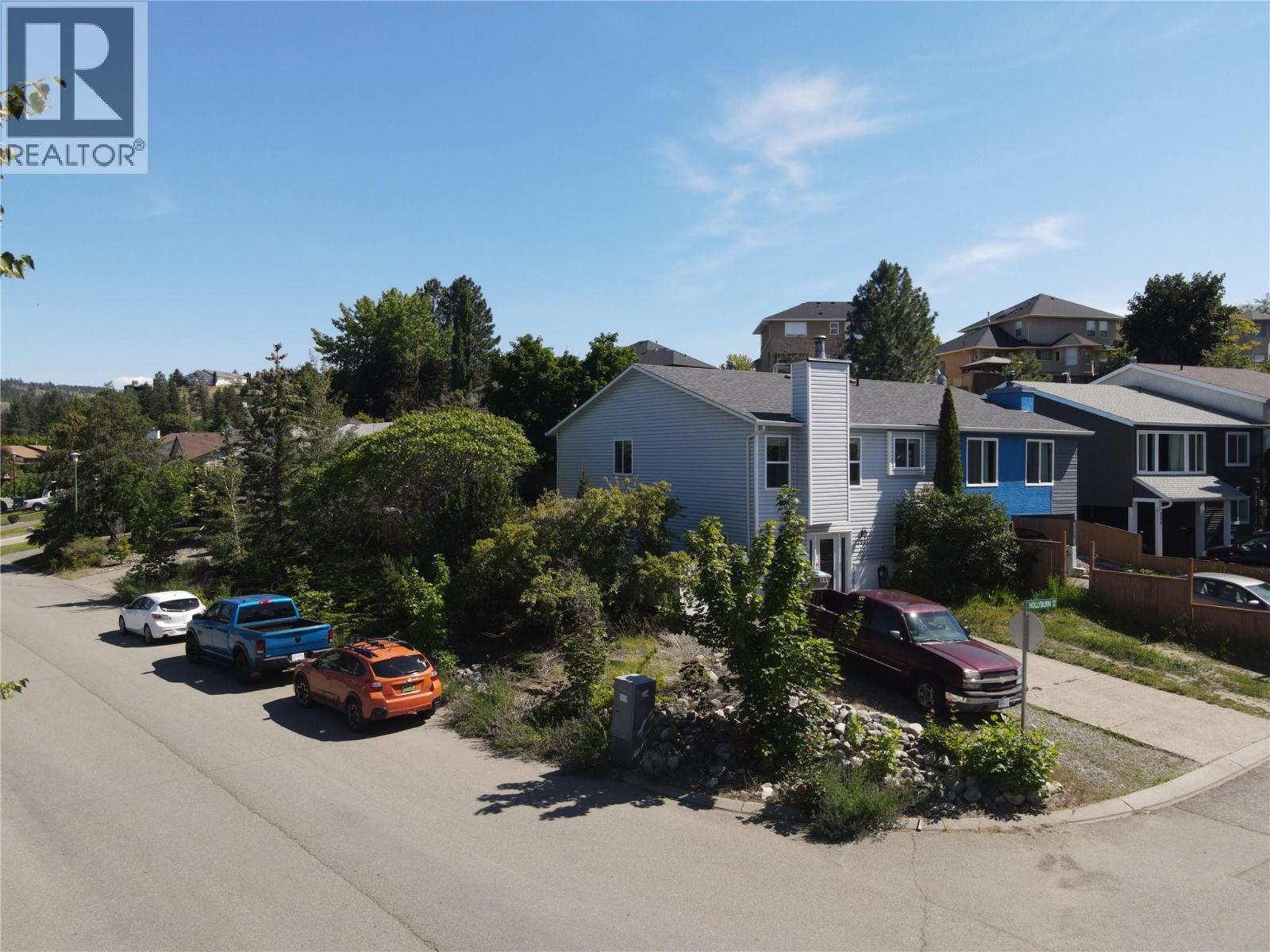 201 Hollyburn Drive - Image 3