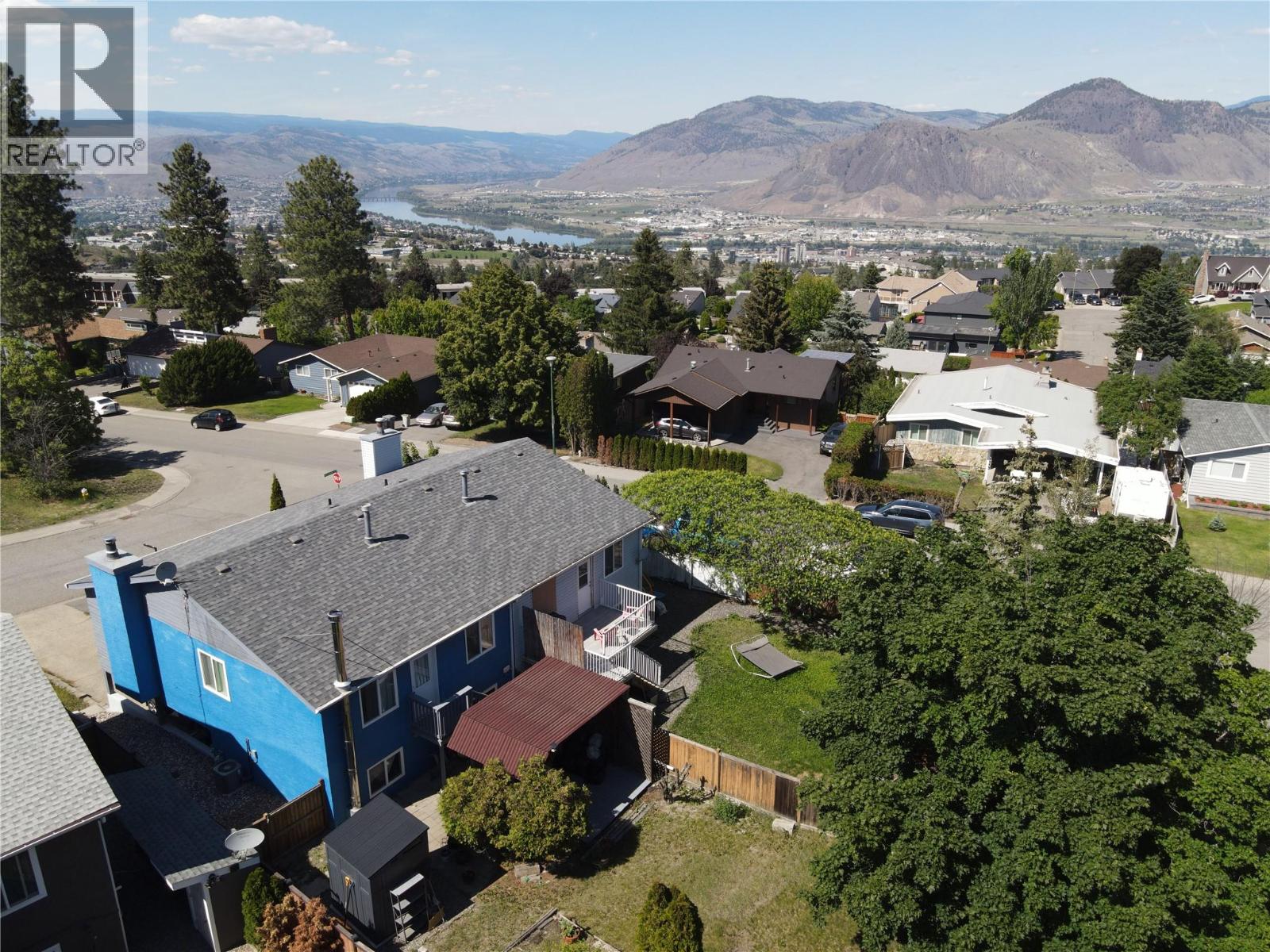 201 Hollyburn Drive - 33