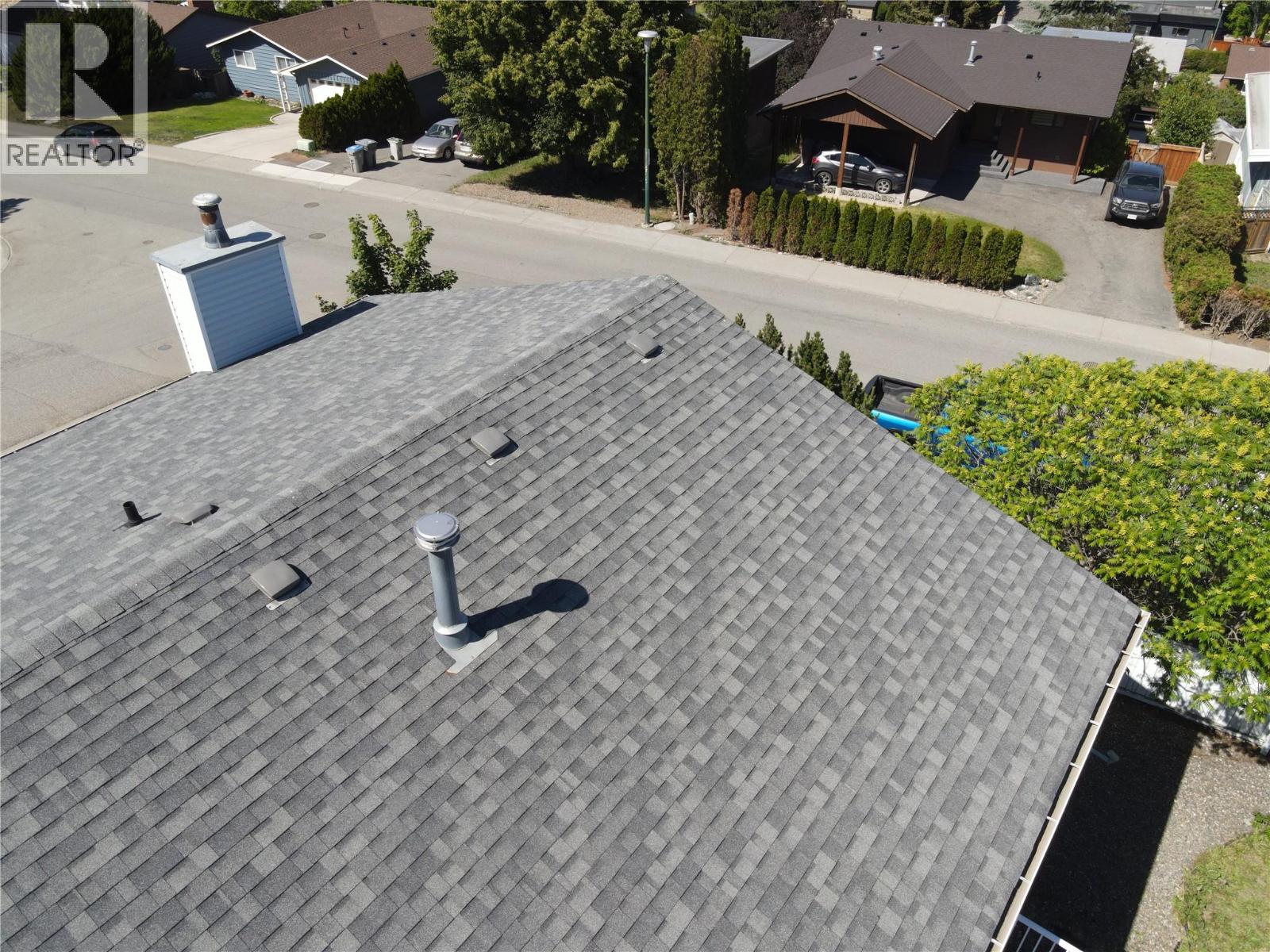 201 Hollyburn Drive - 41