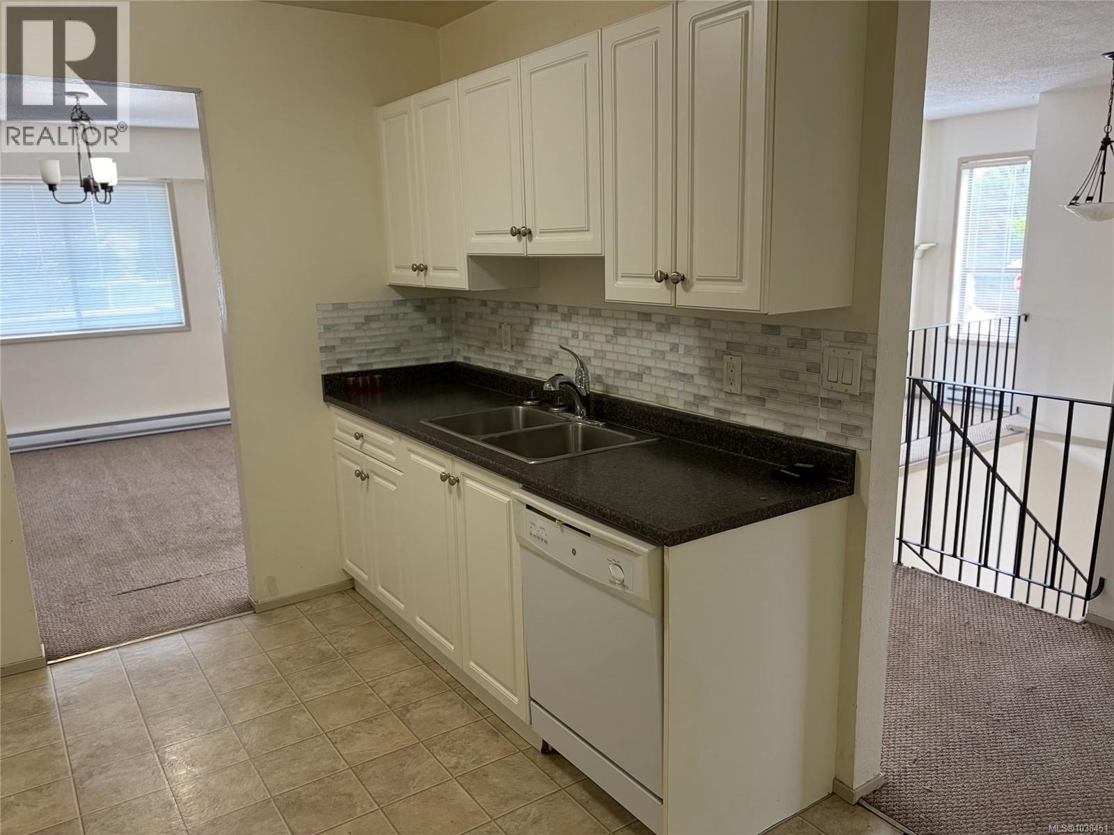 700 Stancombe Rd, Esquimalt — photo 6