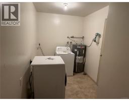 700 Stancombe Rd, Esquimalt, BC V9A2P1 Photo 13