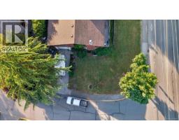 700 Stancombe Rd, Esquimalt, BC V9A2P1 Photo 18
