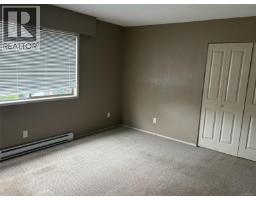 700 Stancombe Rd, Esquimalt, BC V9A2P1 Photo 16