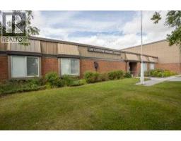 2603 60 Street Ne, Calgary, AB T1Y2G6 Photo 27