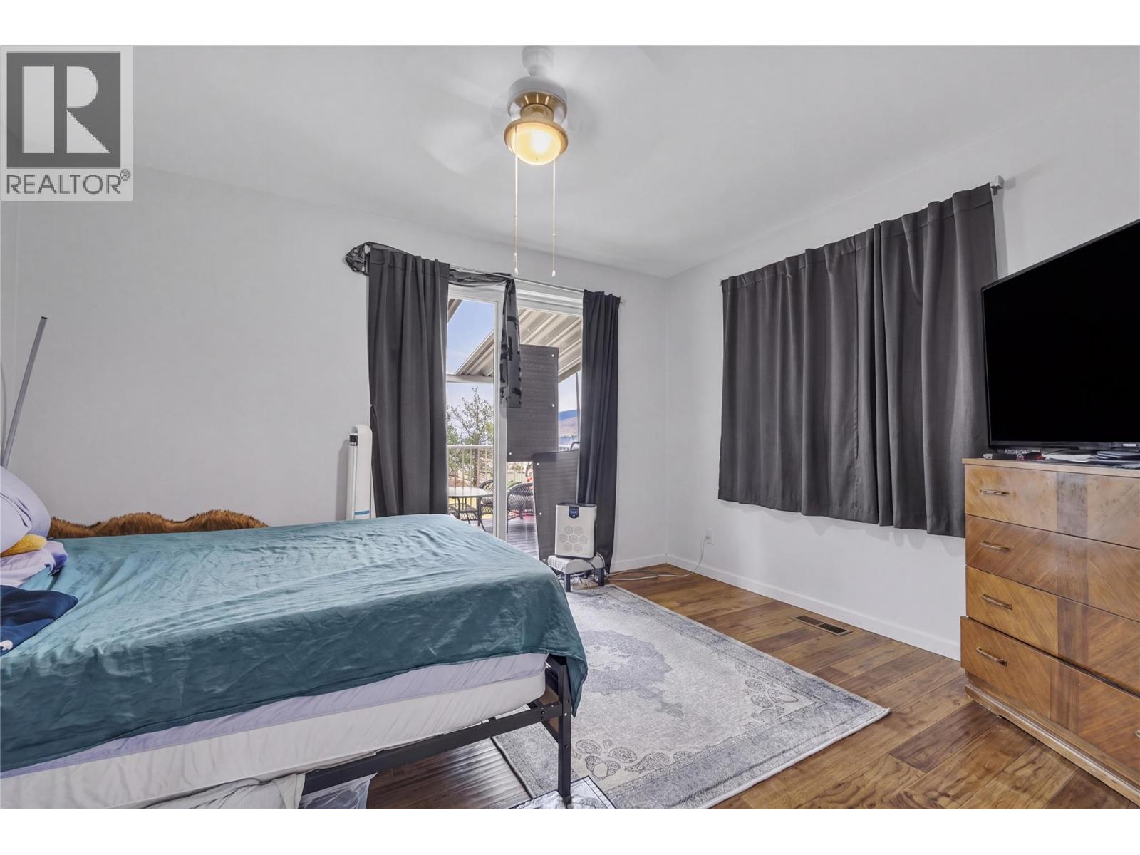 2701 Peregrine Way - 37