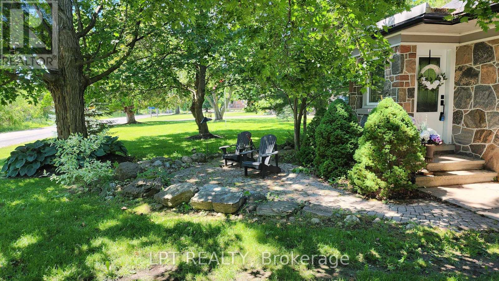 1644 RIDGE ROAD E - Image 26