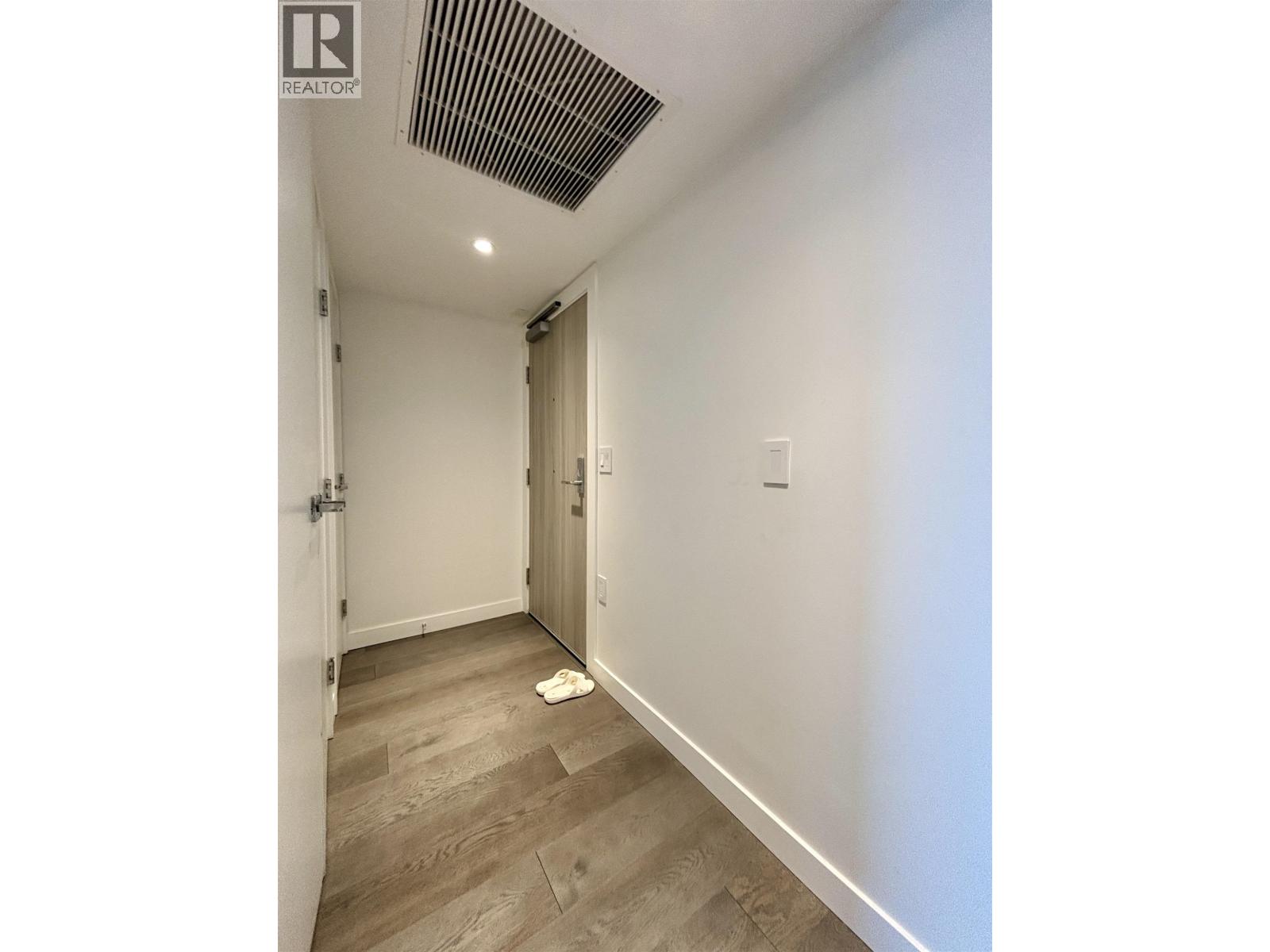 1111 RICHARDS Street, Vancouver, British Columbia, V6B0S3, Vancouver, British Columbia — photo 5 of 5