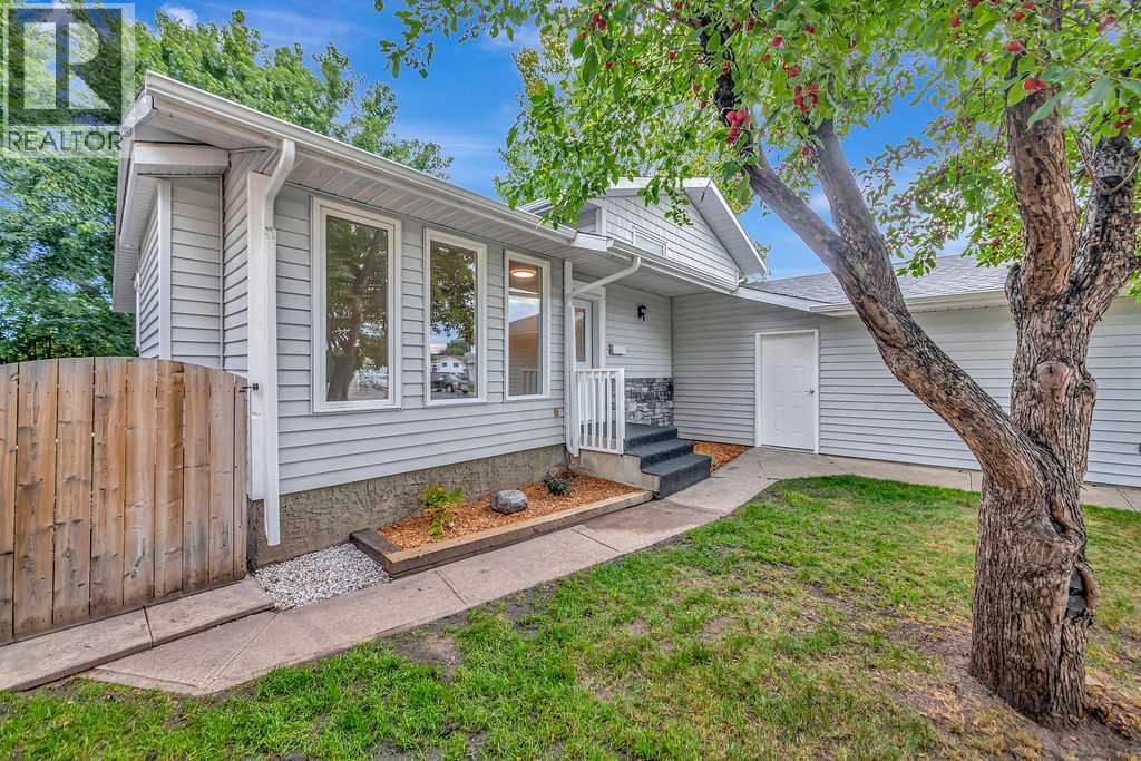 4610 31 Street Close - Image 40