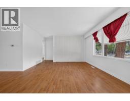 Bedroom - 1420 Graham Road, Kelowna, BC V1X1K2 Photo 13