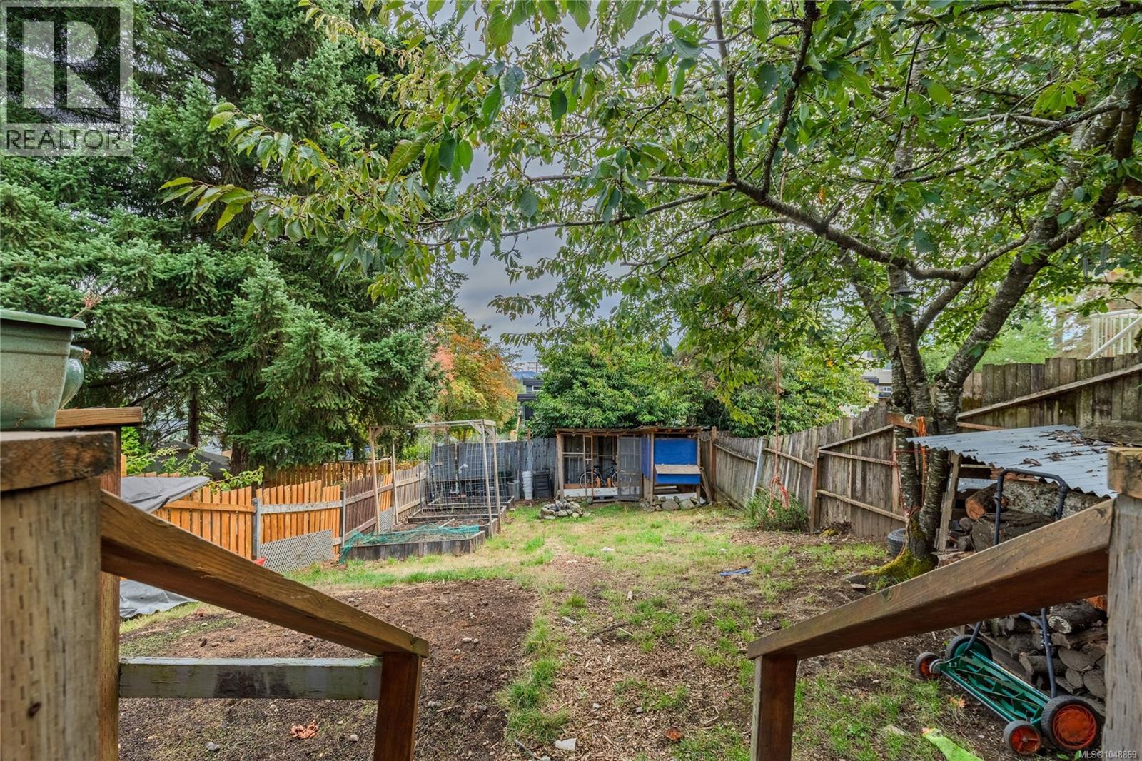 832 Holly Hill Rd - 31