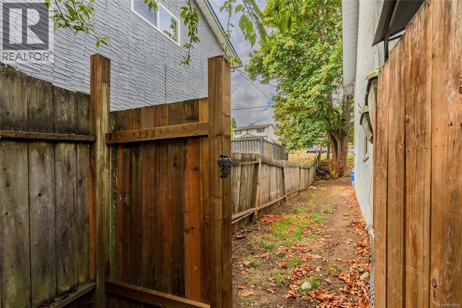 832 Holly Hill Rd - 38