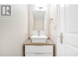 Th07 - 761 Bay Street, Toronto, ON M5G2R2 Photo 11