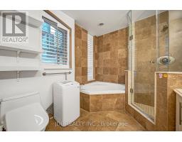 Th07 - 761 Bay Street, Toronto, ON M5G2R2 Photo 31