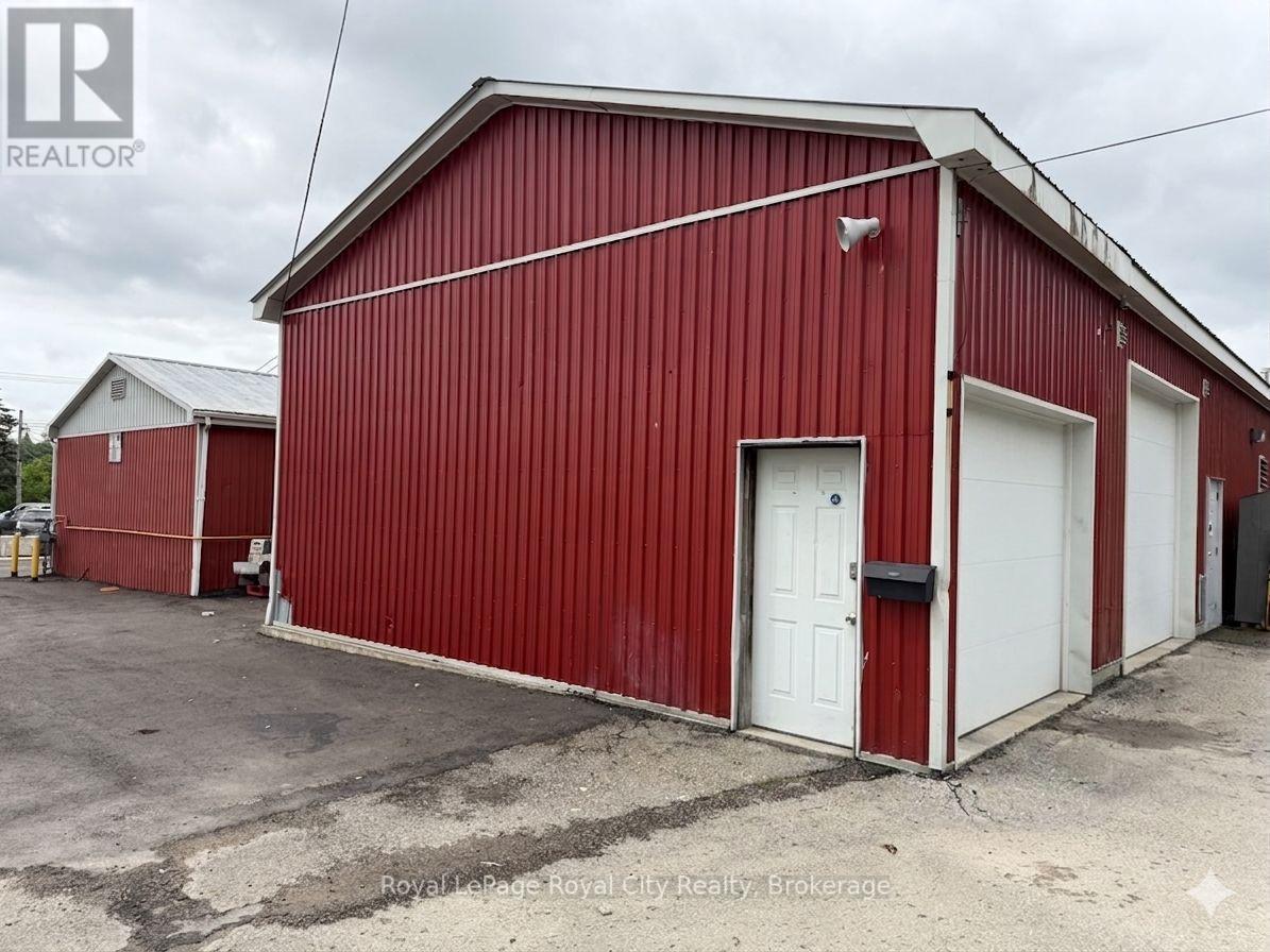 UNIT B & C - 700 YORK ROAD, Guelph (Grange Road) — photo 2