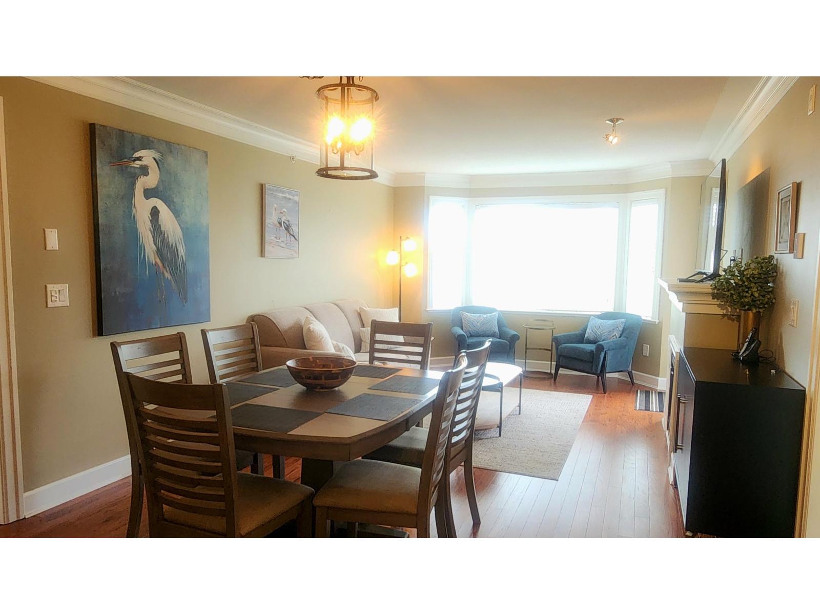 2 Bed, 2 Bath House for Rent in Surrey – 15357 ROPER AVENUE, Surrey – MLS# R3161979 - Image 4