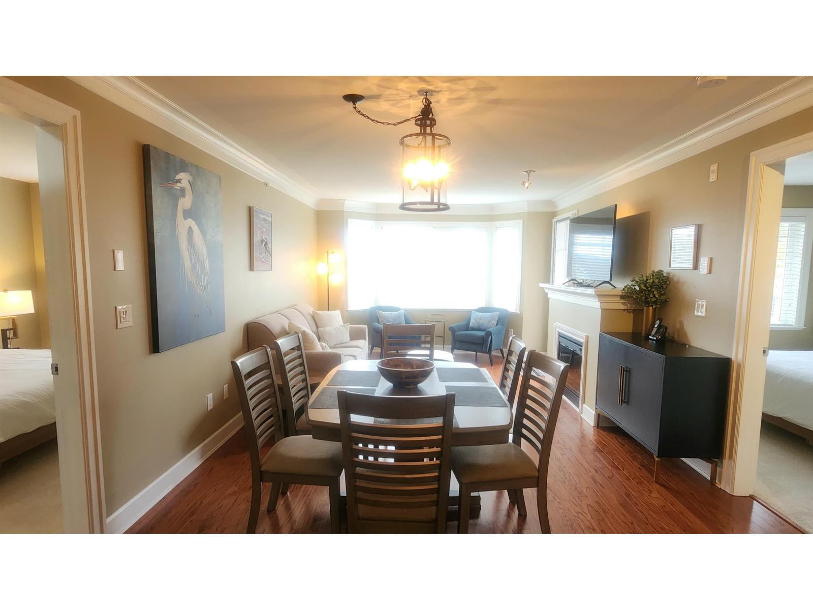 2 Bed, 2 Bath House for Rent in Surrey – 15357 ROPER AVENUE, Surrey – MLS# R3161979 - Image 2