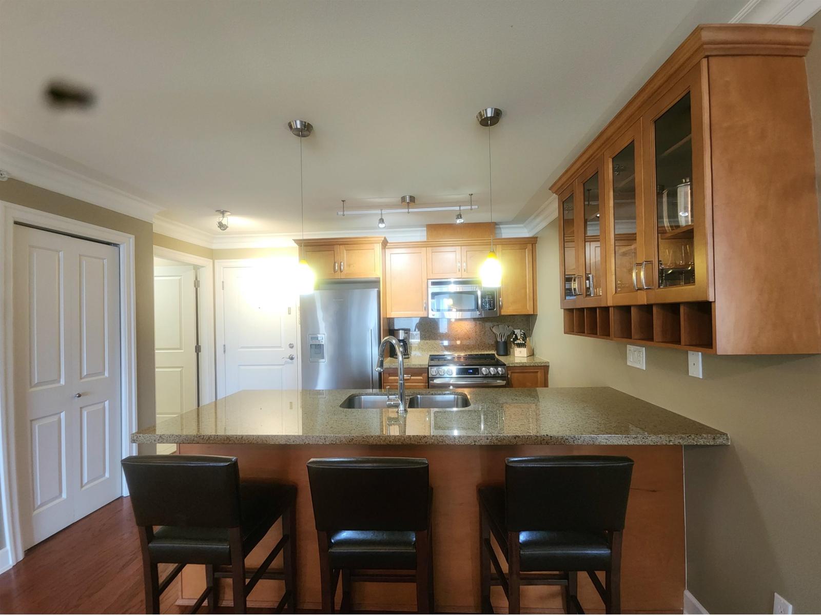 2 Bed, 2 Bath House for Rent in Surrey – 15357 ROPER AVENUE, Surrey – MLS# R3161979 - Image 6