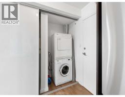 3202 193 Aquarius Mews, Vancouver, BC V6Z2Z2 Photo 17