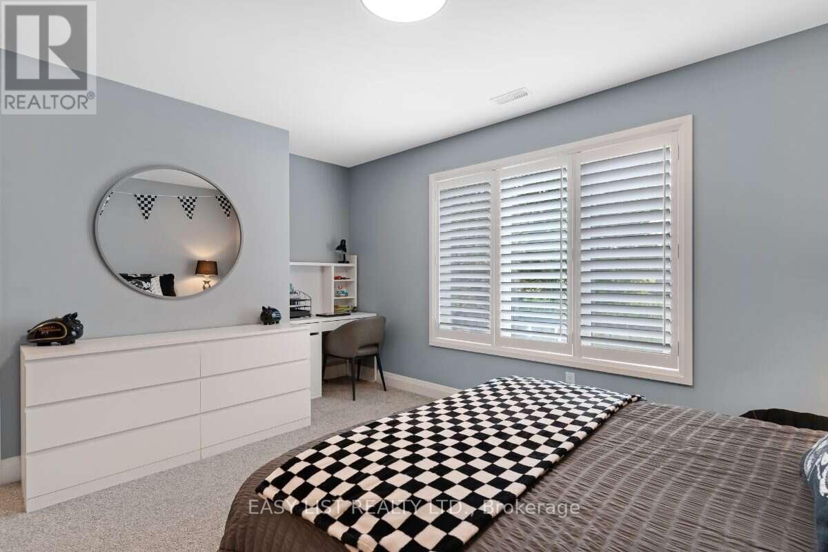 68 WALDAU CRESCENT - Image 33