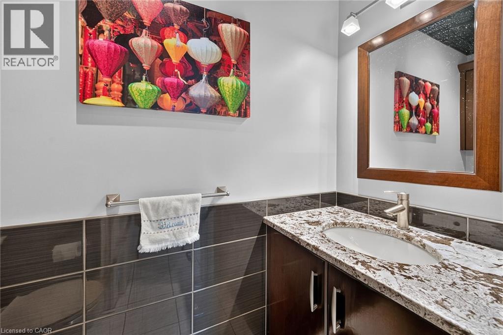 3 RIDGEMOUNT Drive - 23