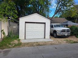 252 Inglewood Street, Winnipeg, MB R3J1W7 Photo 25