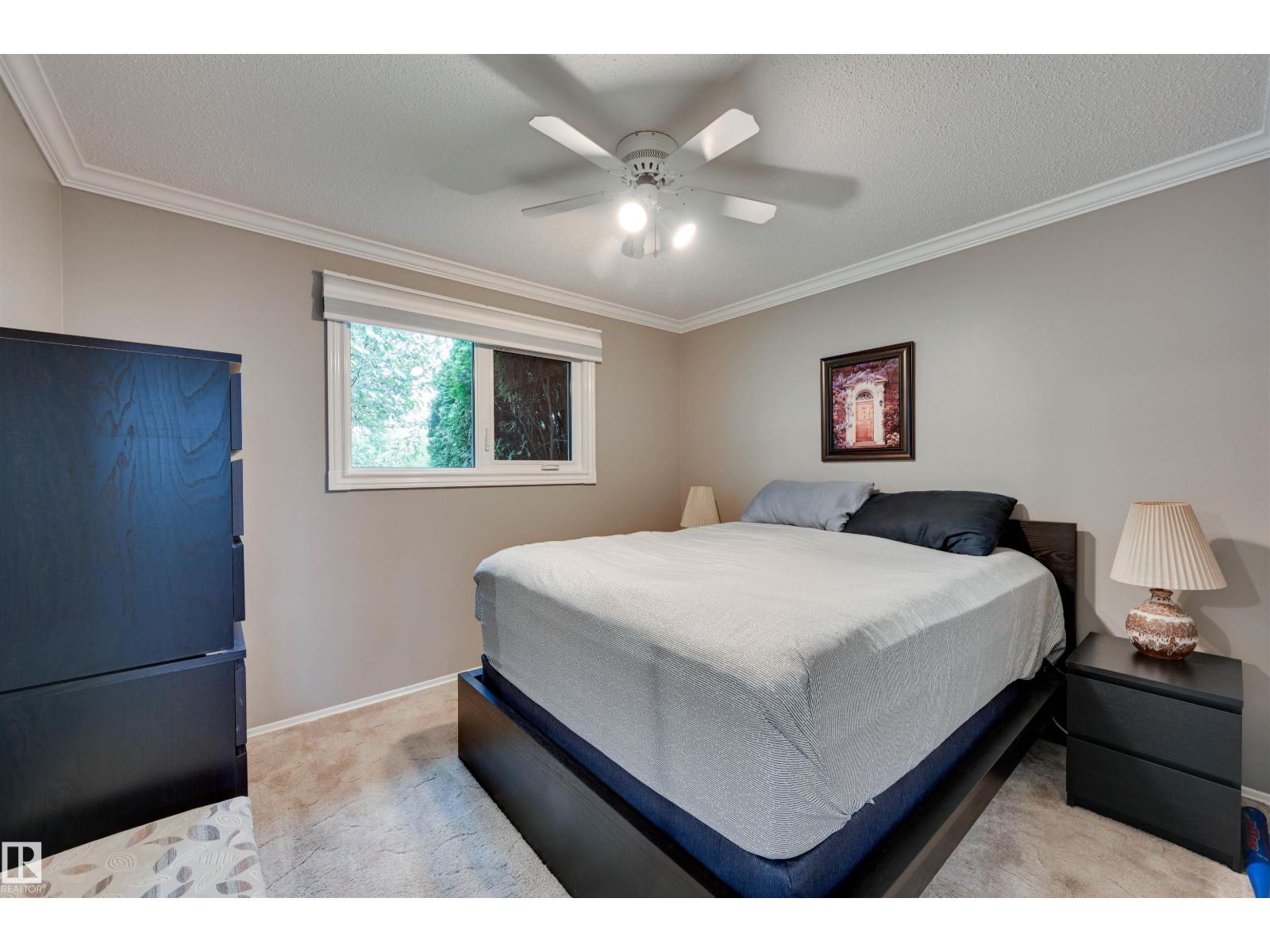 14203 61 ST NW - 29