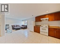 7157 Ridgeview Drive, Burnaby, BC V5A4S1 Photo 14