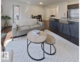 #605 10152 104 St Nw, Edmonton, AB T5J0B6 Photo 6