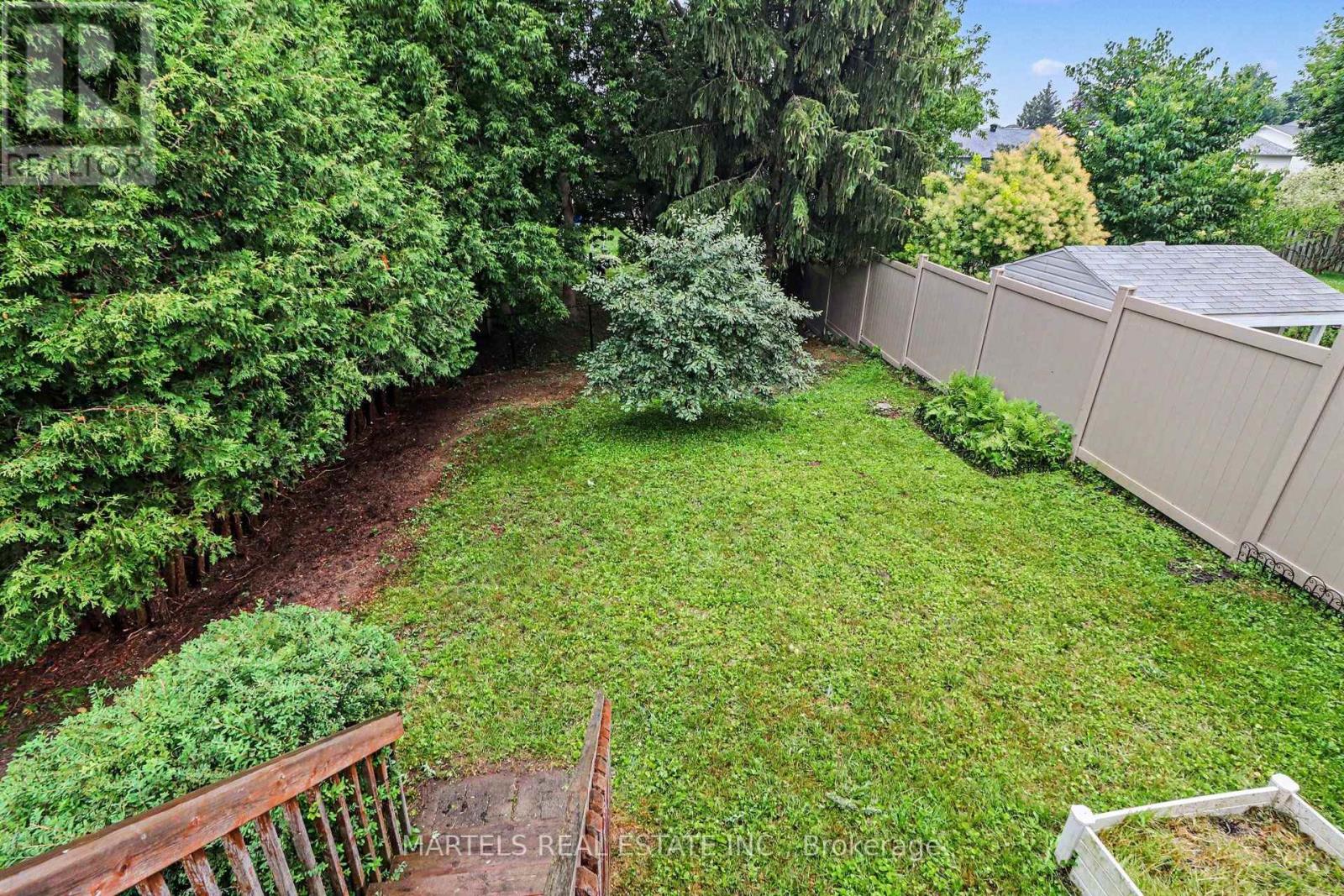 879 LAWRENCE STREET - 16