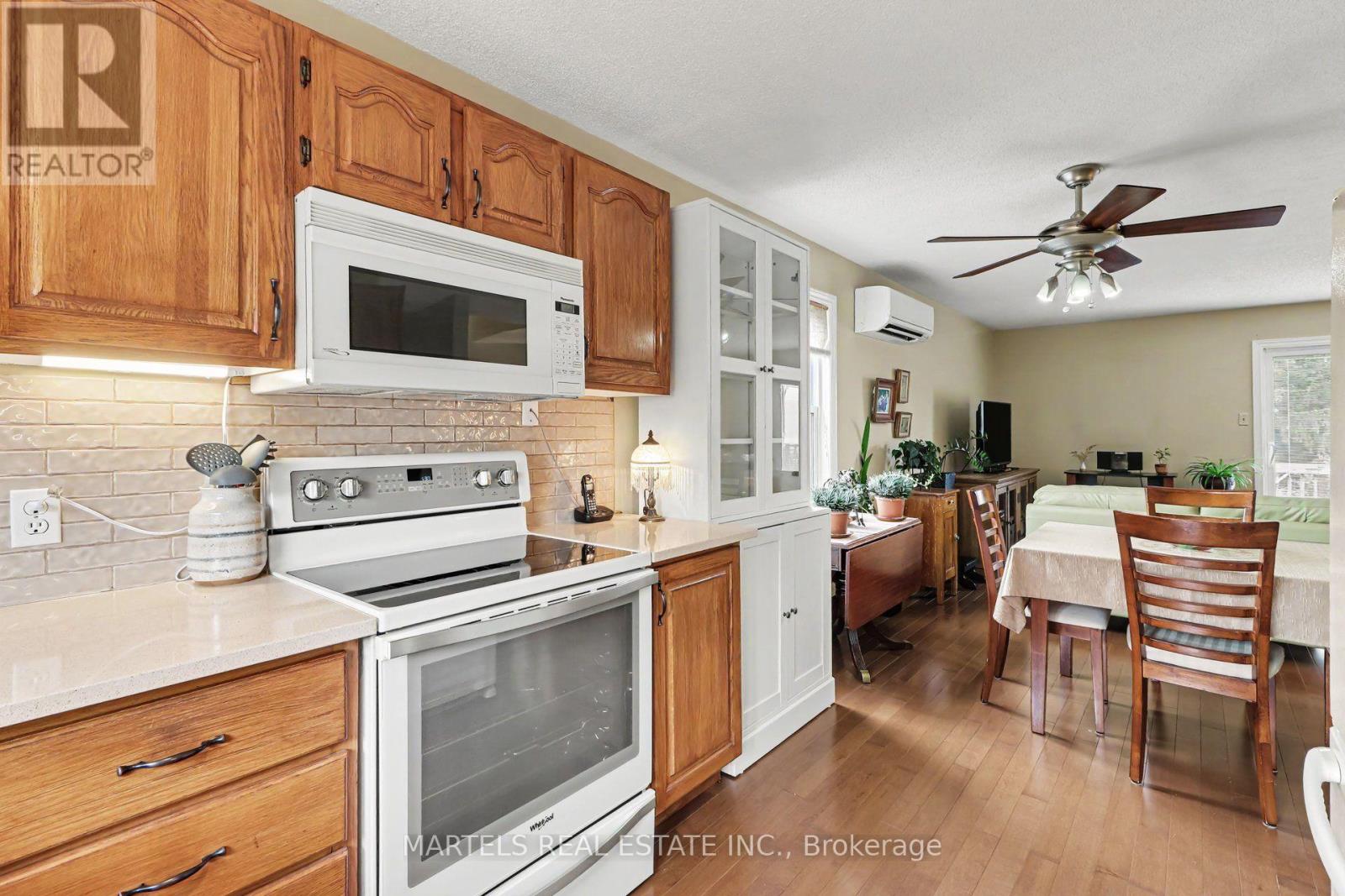 879 LAWRENCE STREET - 9