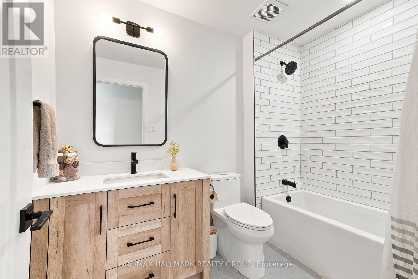 776 MCFARLANE ROAD - Image 19