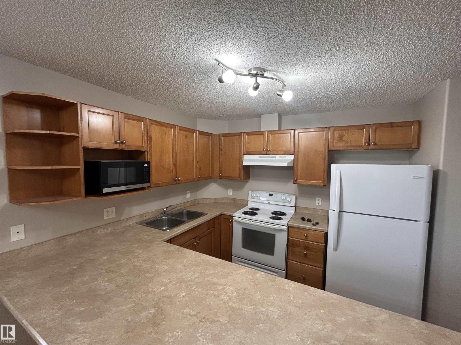 #6207 7331 SOUTH TERWILLEGAR DR NW - 26