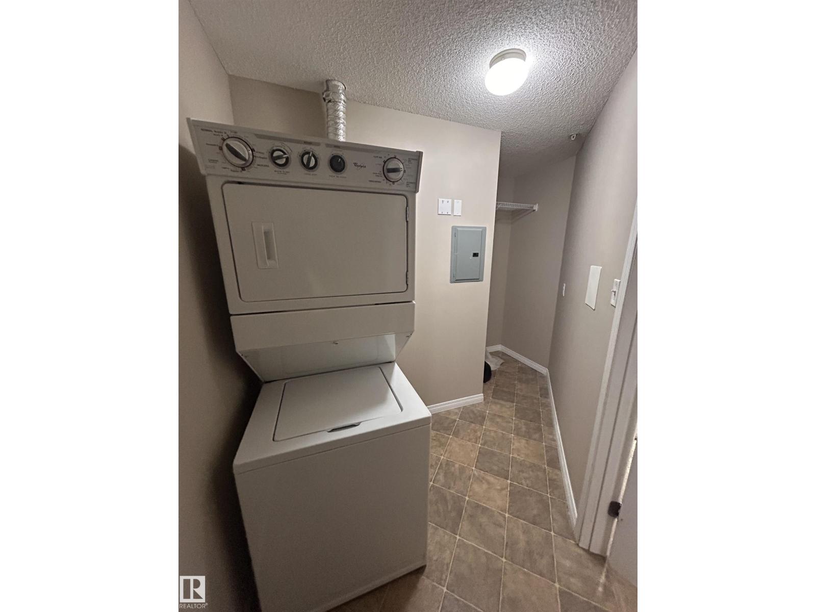 #6207 7331 SOUTH TERWILLEGAR DR NW - 33