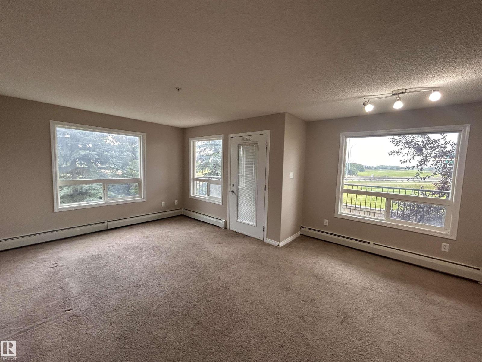 #6207 7331 SOUTH TERWILLEGAR DR NW - 29