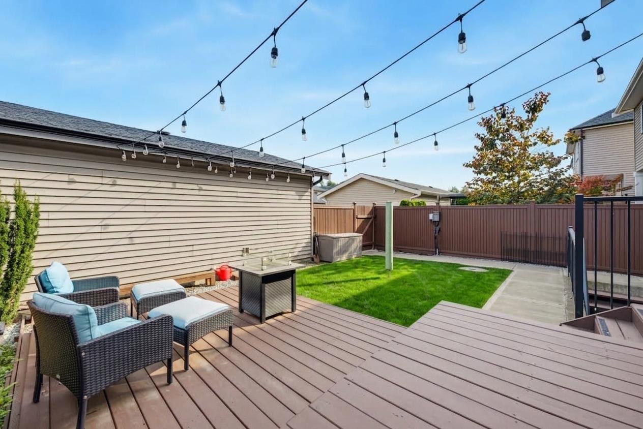 27047 35A AVENUE, Langley