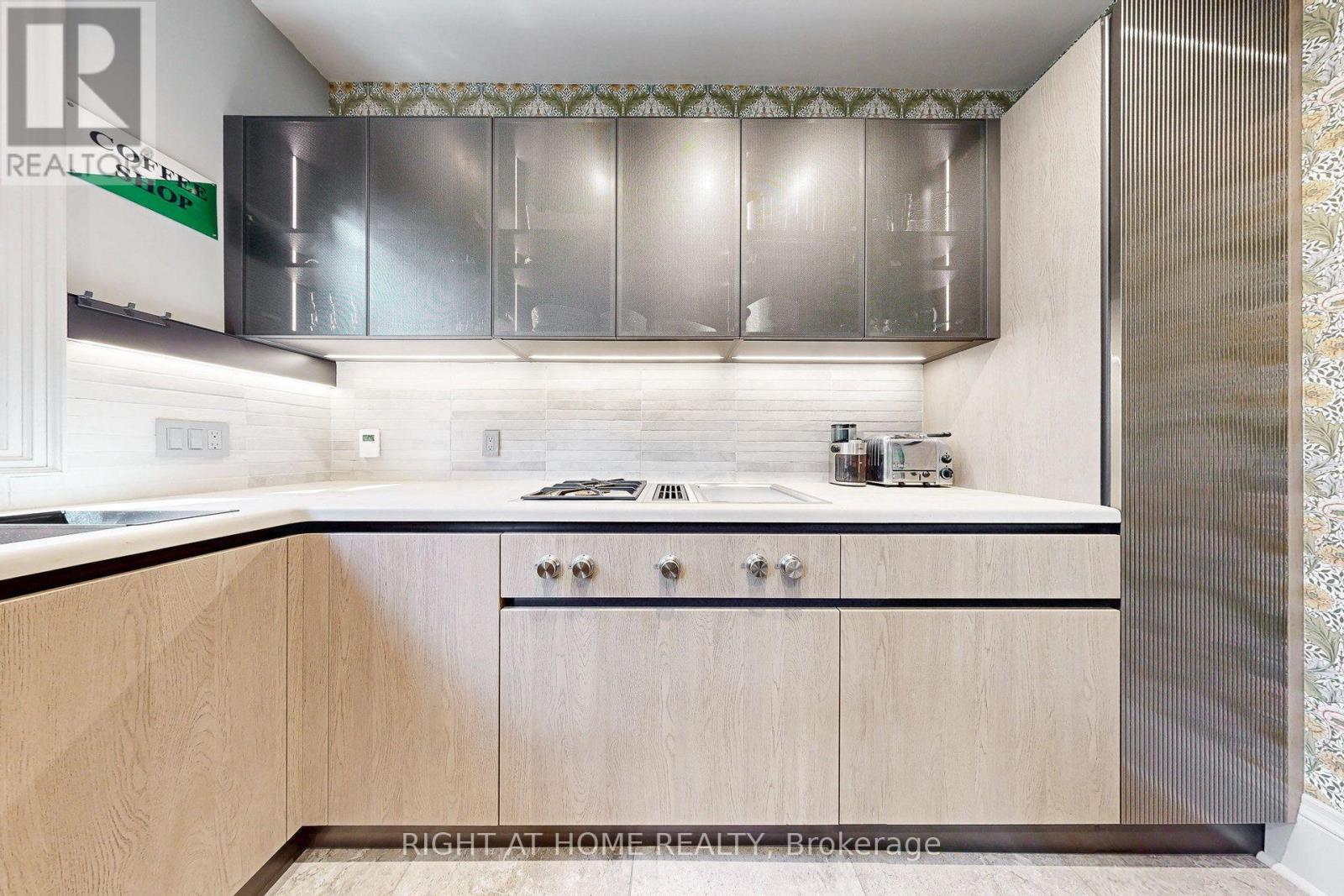 440 SACKVILLE STREET - Image 15