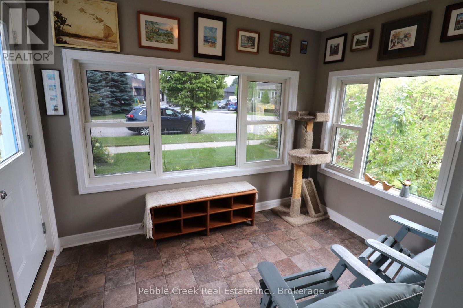 206 PICTON STREET E - Image 41