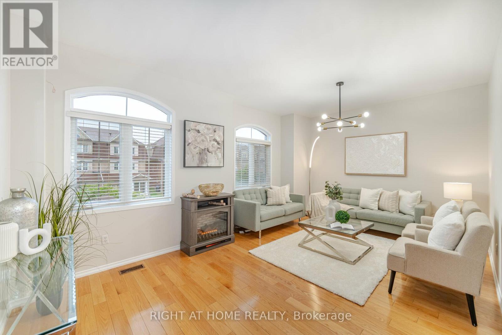 Photo of 3388 Southwick Street