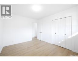 34 Ottawa Place, Regina, SK S4R2V7 Photo 15