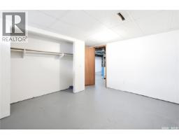 34 Ottawa Place, Regina, SK S4R2V7 Photo 23