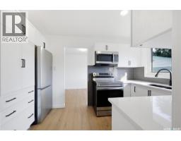 3pc Bathroom - 34 Ottawa Place, Regina, SK S4R2V7 Photo 9